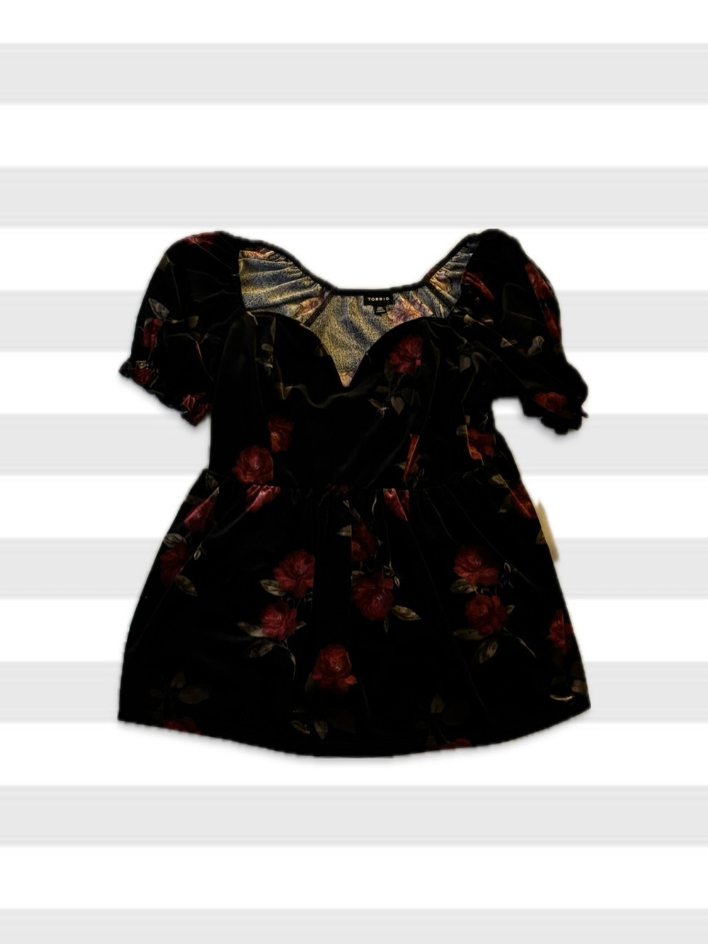 Women’s Plus Size Black Velvet Floral Puff-Sleeve Babydoll Blouse with Red Roses